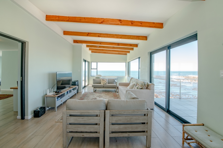 4 Bedroom Property for Sale in Sunny Seas Estate Western Cape